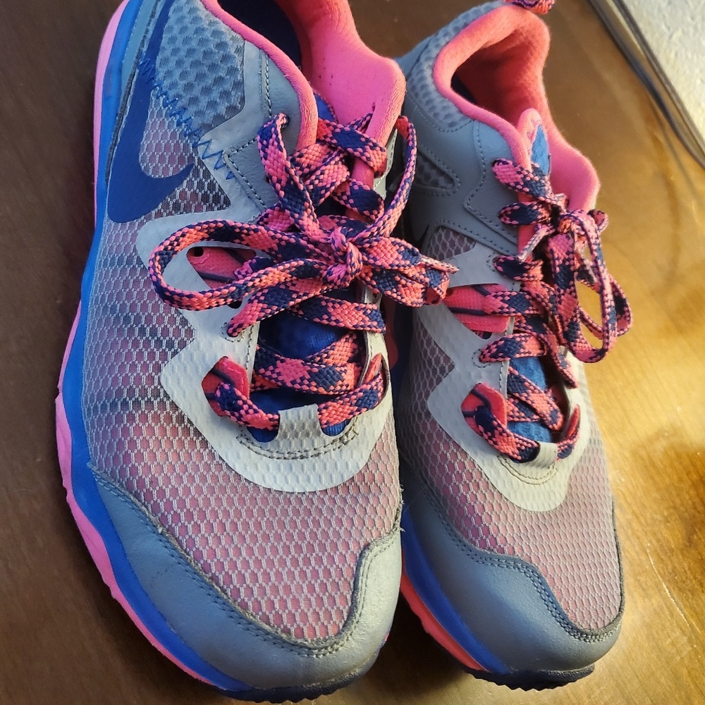 Nike Dual Fusion